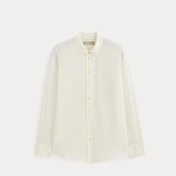 Everlane Tops - Everlane THE MUST-HAVE SHIRT IN WASHABLE SILK off white 100% silk blouse size 0